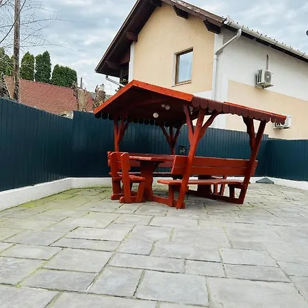 Eros Apartament *