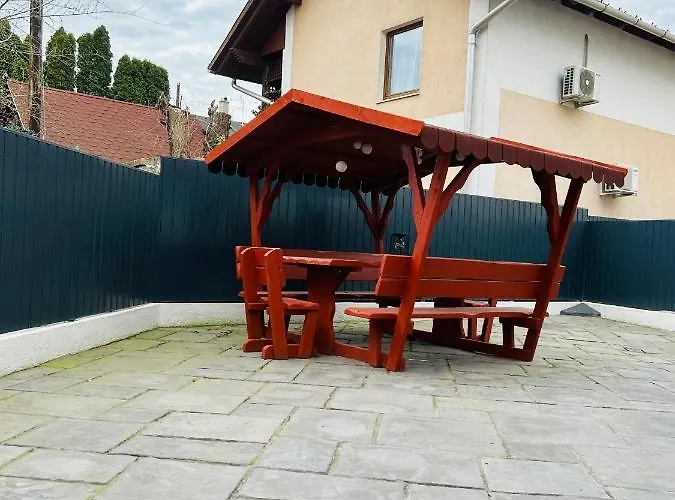 Eros Apartament *