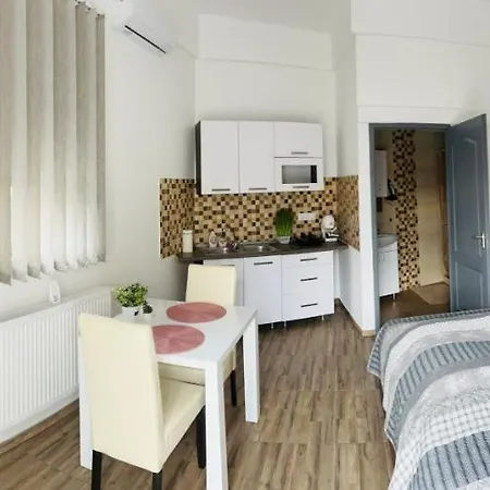 Eros * Hajdúszoboszló