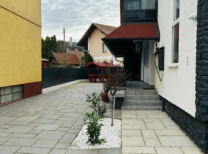 Eros Apartment